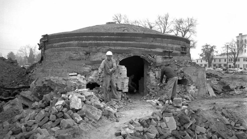 The last of the six kilns to be razed in the 1960's when the H.C. Muddox factory was removed from the path of the soon-to-be-constructed business 80 freeway. (Photo: Center for Sacramento History)